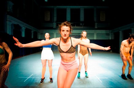 „THE DOG DAYS ARE OVER“ von Jan Martens (c) Piet Goethals